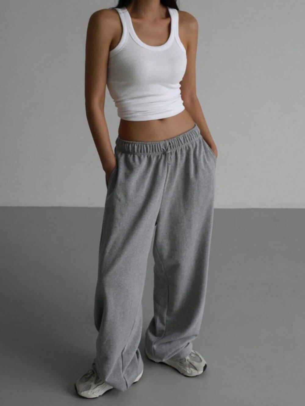 Women's Ribbed Knit Tank Top Y2k - Picture 2 of 7
